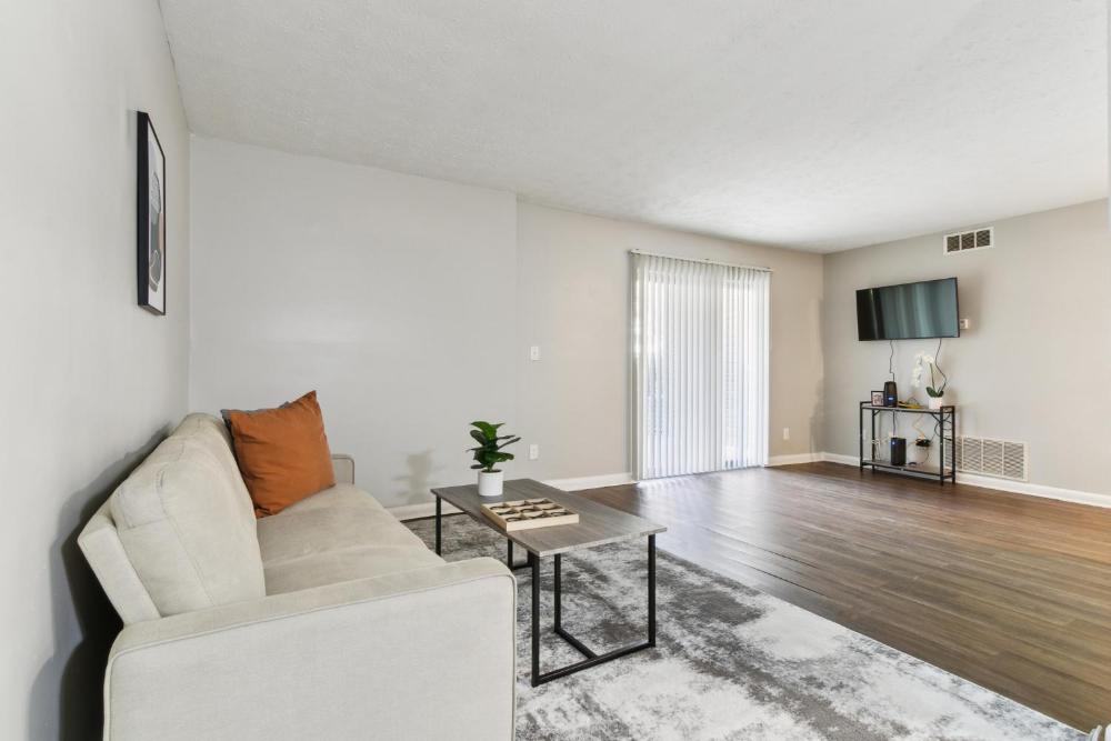400 winchester 601l 2 Bed 2 Bath Newly Furnished
